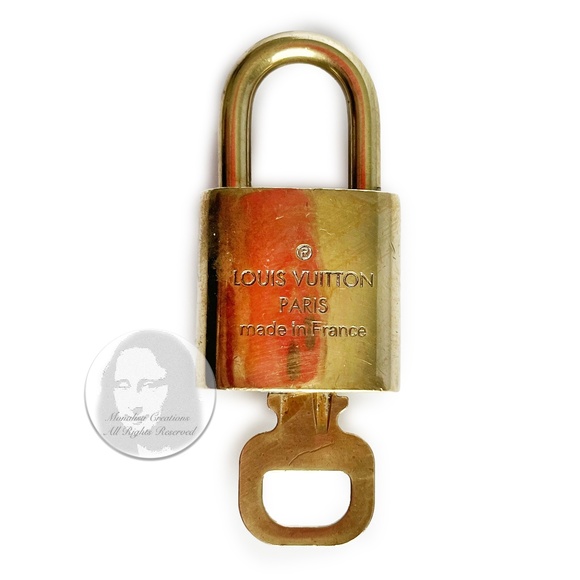 Vintage Louis Vuitton Lock & Key Small Brass Bag or Luggage Lock LV Logo - Picture 8 of 10